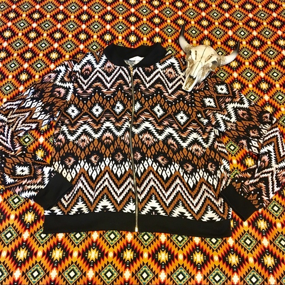 Love Spell Jackets & Blazers - Southwestern Aztec light Jacket✴️